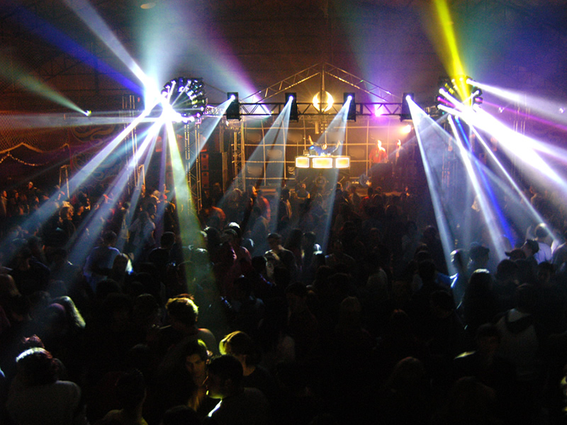 ночной клуб в Оренбурге